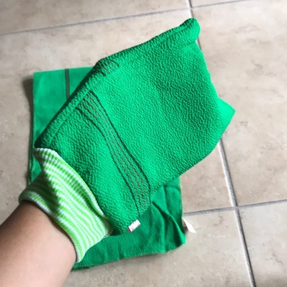 N/A shower skin